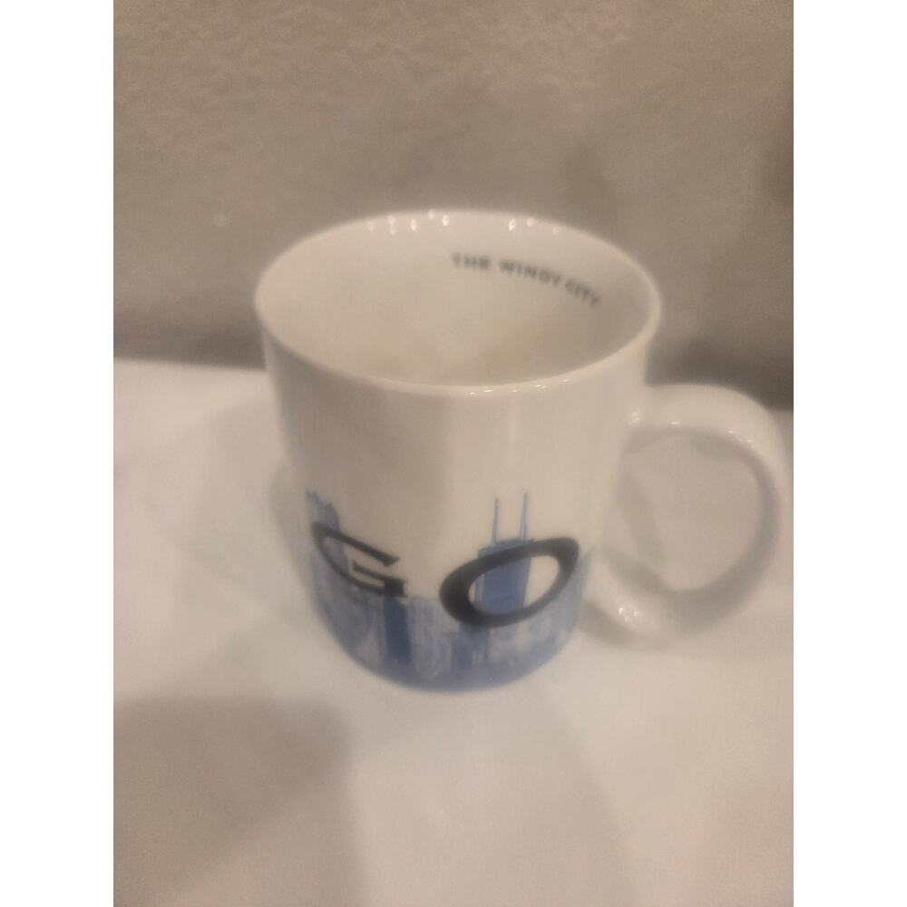 Chicago Statbucks Collectible Mug . SKYLINE SERIES . 2002